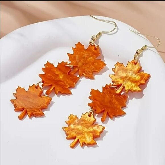 Fall Leaves Drop Dangle Earrings - Picture 1 of 3